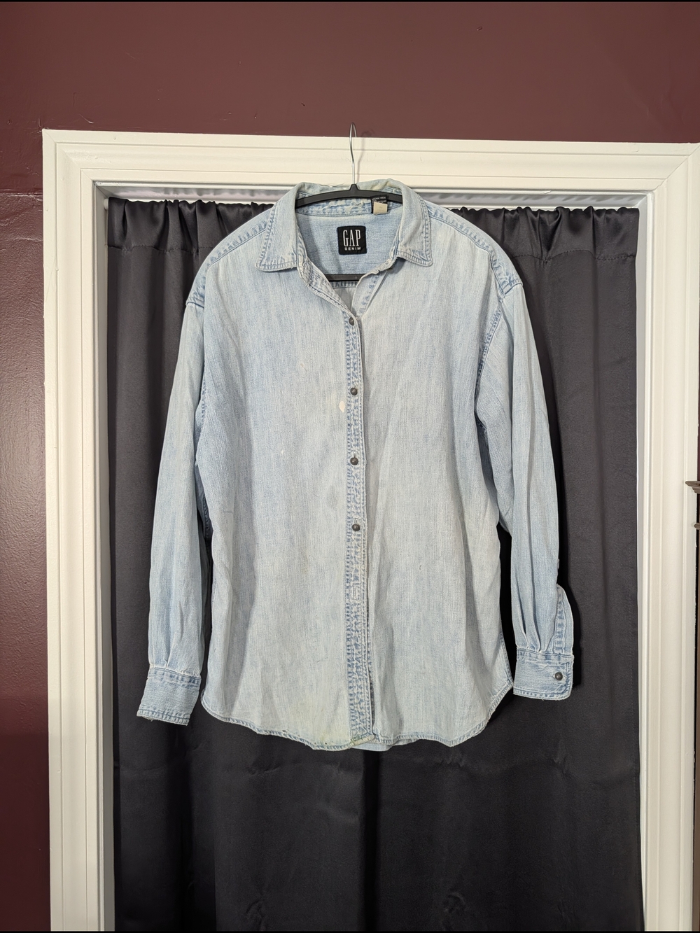 GAP Vintage 90s Denim Chambray Metal Button Light Wash Denim Button-Up Shirt M